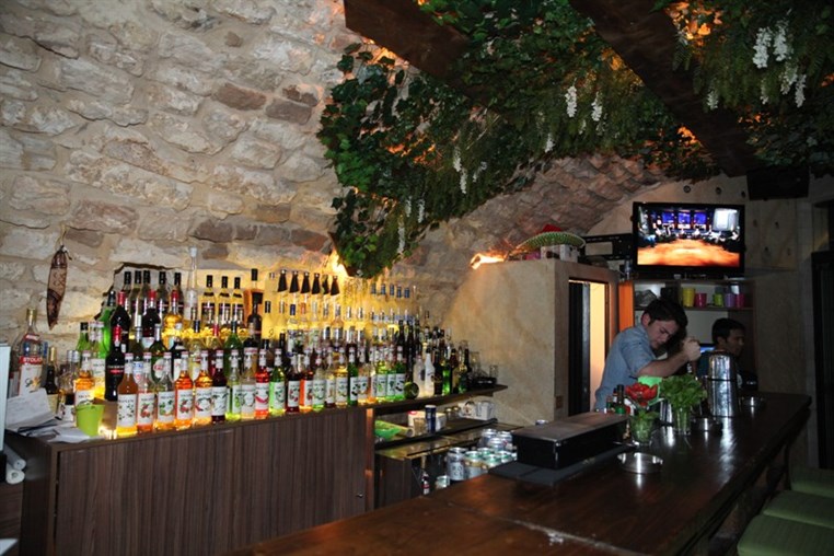 Fertil Pub On Saturday Night